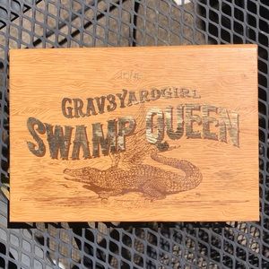 tarte x grav3yardgirl Swamp Queen palette